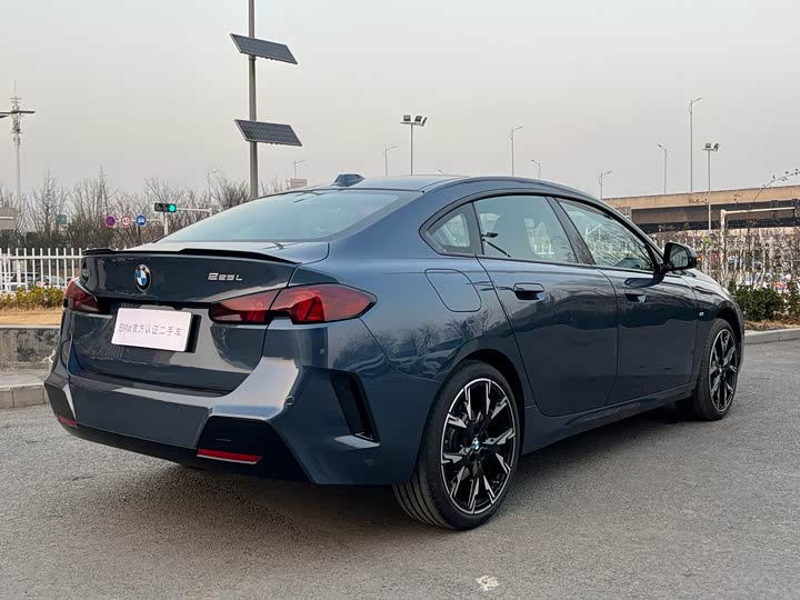 Фото 6 - BMW 2 Series