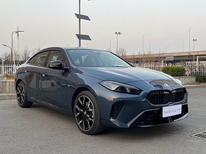 Фото 8 - BMW 2 Series