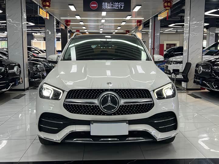 Фото 2 - Mercedes-Benz GLE-Class