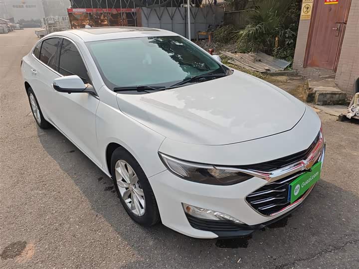 Фото 4 - Chevrolet Malibu XL