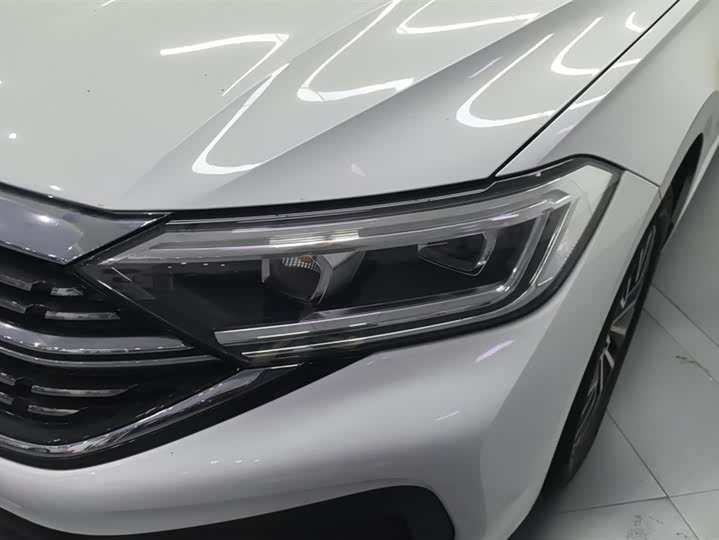 Фото 5 - Volkswagen Sagitar L