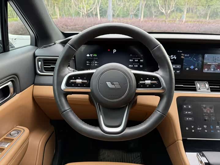 Фото 7 - LiXiang One