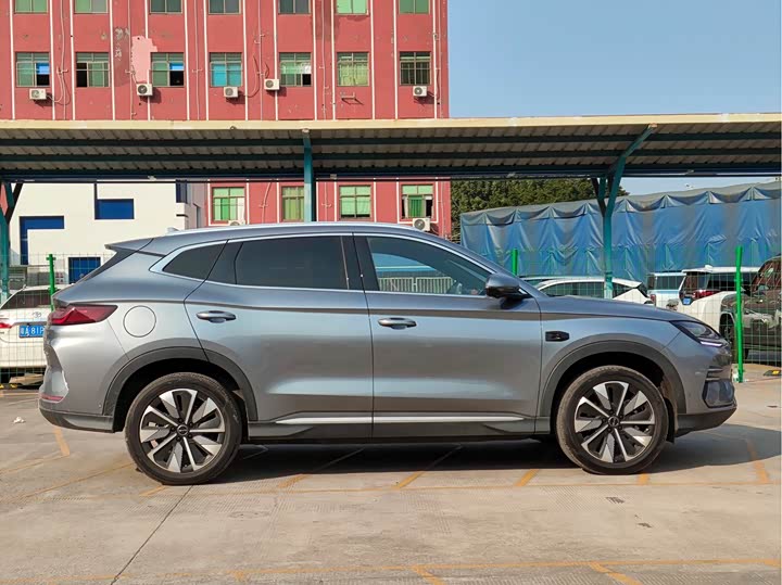 Фото 4 - BYD Song Plus Hybrid/EV