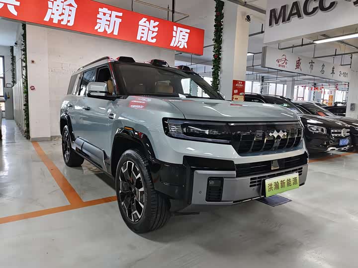 Фото 3 - BYD FangChengBao Leopard 8