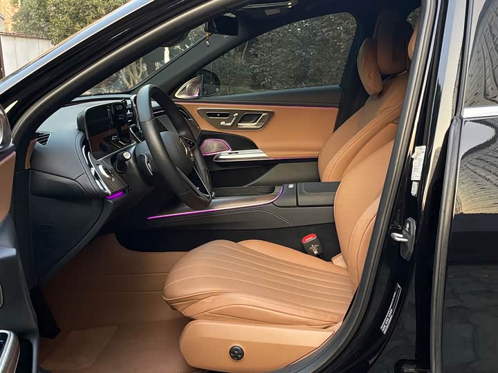 Фото 8 - Mercedes-Benz E-Class