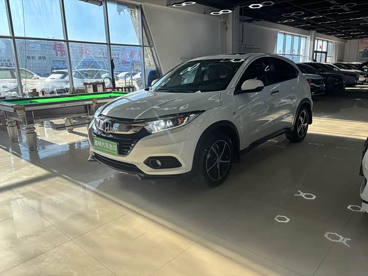 Фото 3 - Honda Vezel