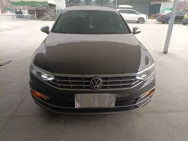 Фото 3 - Volkswagen Magotan