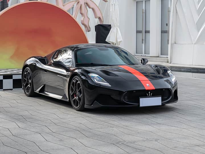 Фото 3 - Maserati MC20