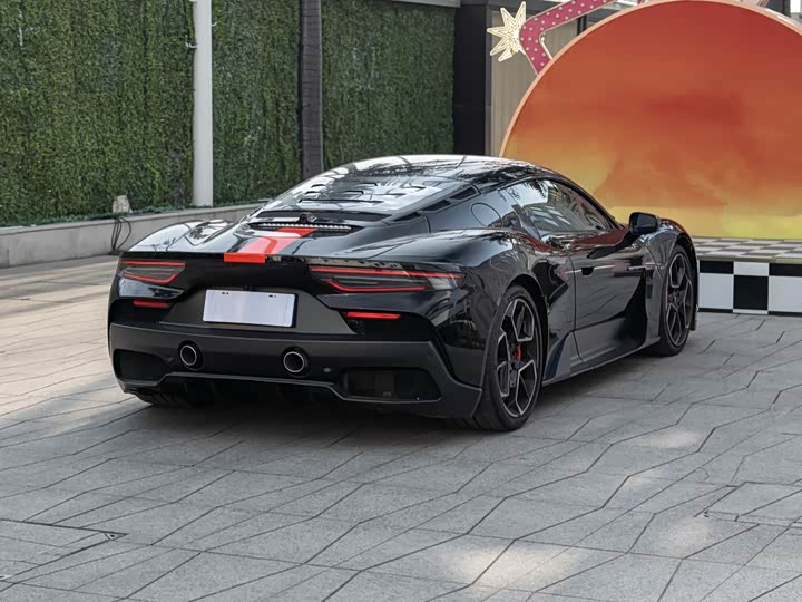 Фото 4 - Maserati MC20