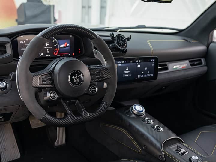 Фото 9 - Maserati MC20