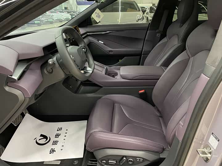 Фото 4 - XPeng P7