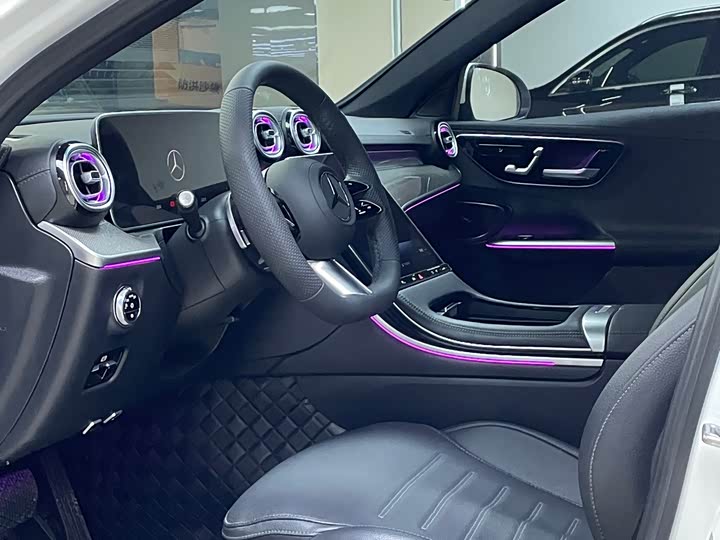 Фото 6 - Mercedes-Benz C-Class