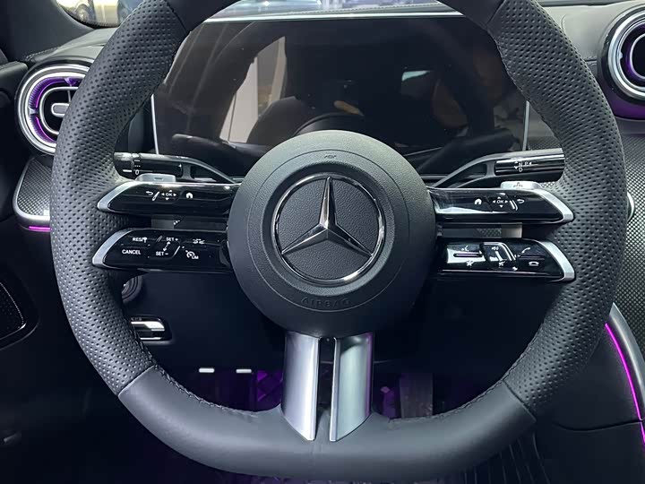 Фото 8 - Mercedes-Benz C-Class