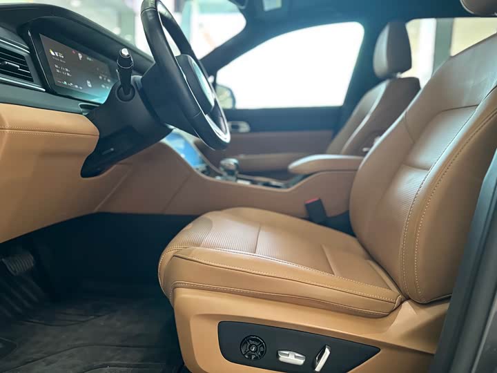 Фото 6 - LiXiang One