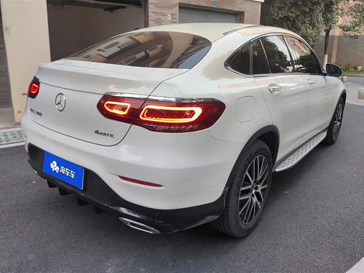 Фото 3 - Mercedes-Benz GLC-Class Coupe