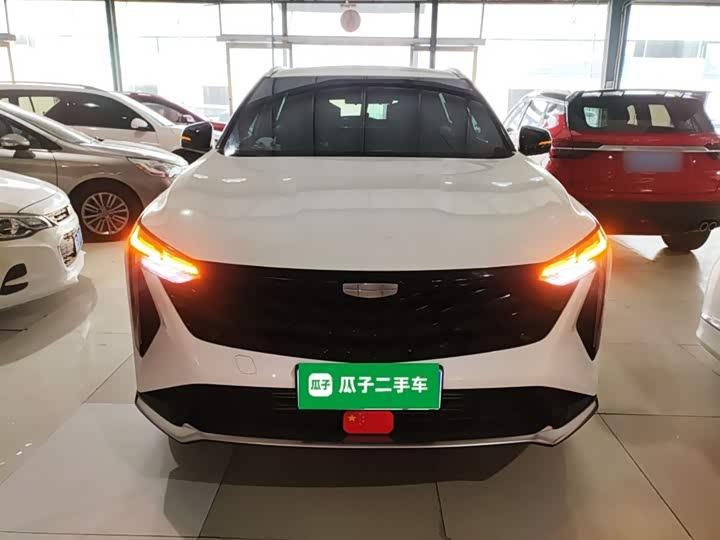 Фото 3 - Geely Atlas