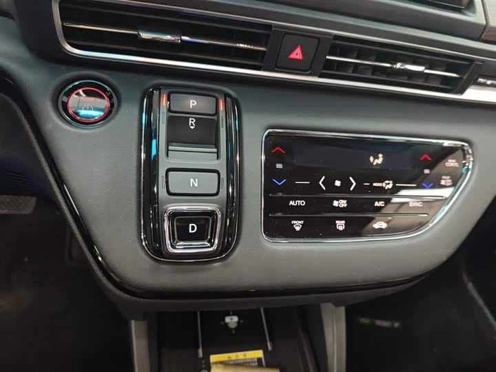 Фото 6 - Honda Odyssey