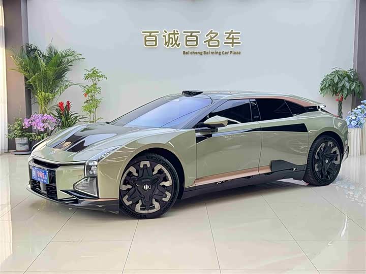 Фото 2 - HiPhi Z