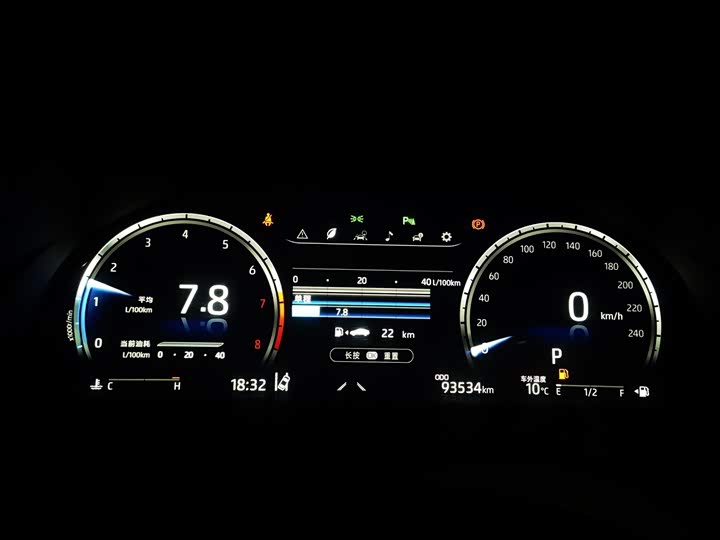 Фото 3 - Toyota Camry