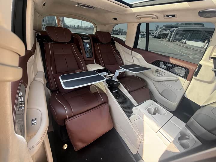 Фото 8 - Mercedes-Benz GLS-Class