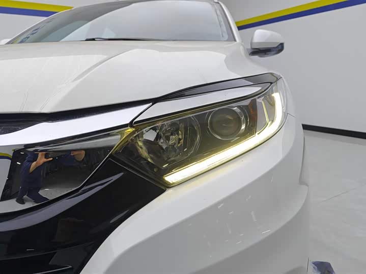 Фото 5 - Honda Vezel