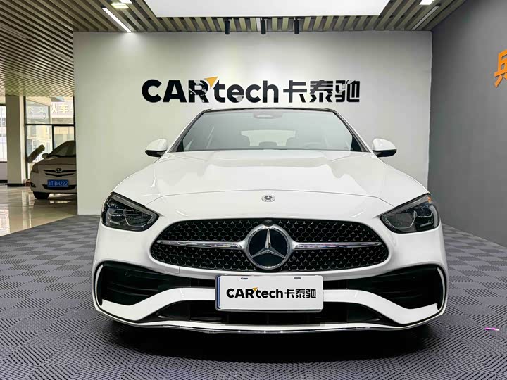 Фото 1 - Mercedes-Benz C-Class