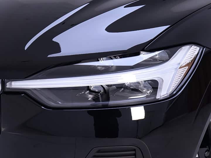 Фото 4 - Volvo XC60