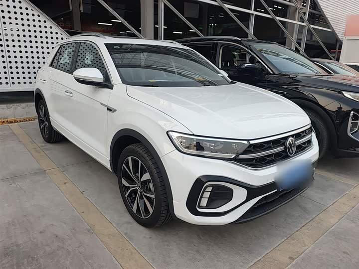 Фото 4 - Volkswagen T-Roc