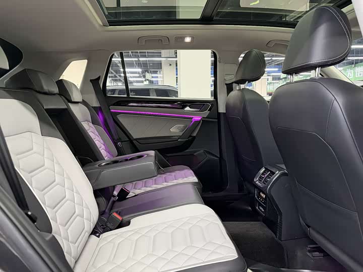 Фото 7 - Volkswagen Tayron