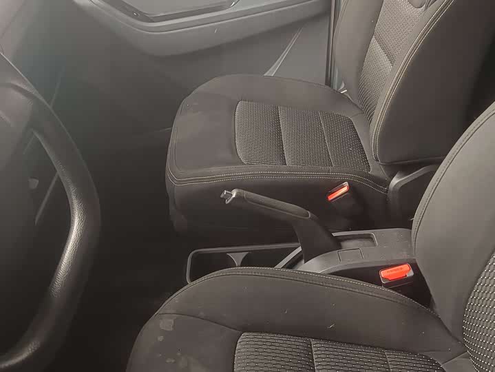 Фото 9 - Maxus EV30