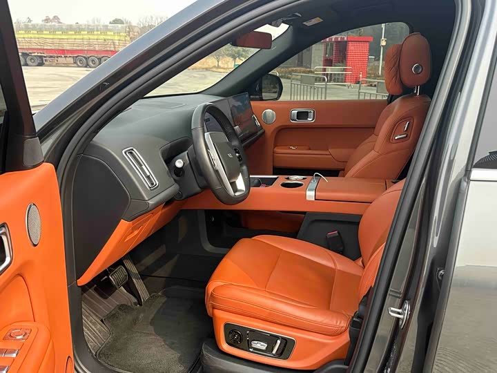 Фото 6 - LiXiang L8