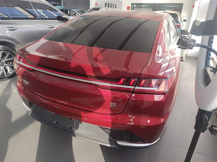 Фото 7 - BYD Han