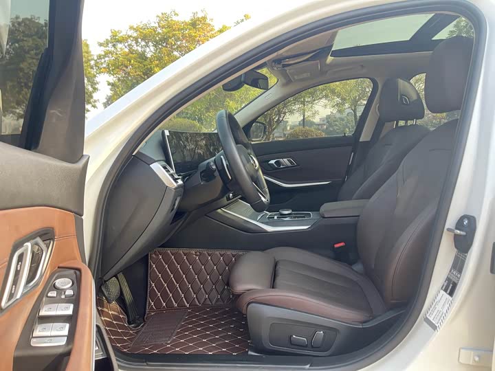 Фото 4 - BMW 3 Series