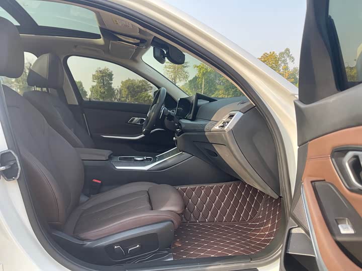 Фото 5 - BMW 3 Series