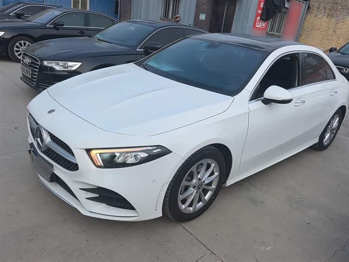 Фото 1 - Mercedes-Benz A-Class