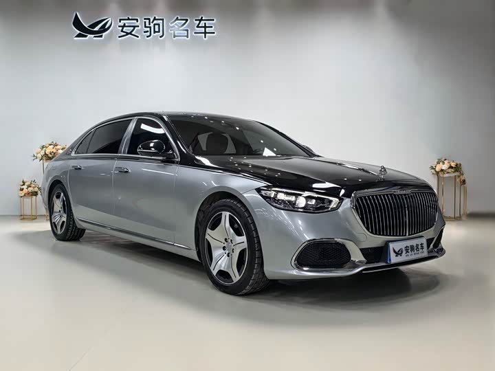 Фото 2 - Mercedes-Benz Maybach S-Class