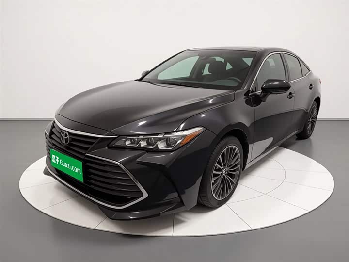 Фото 2 - Toyota Avalon