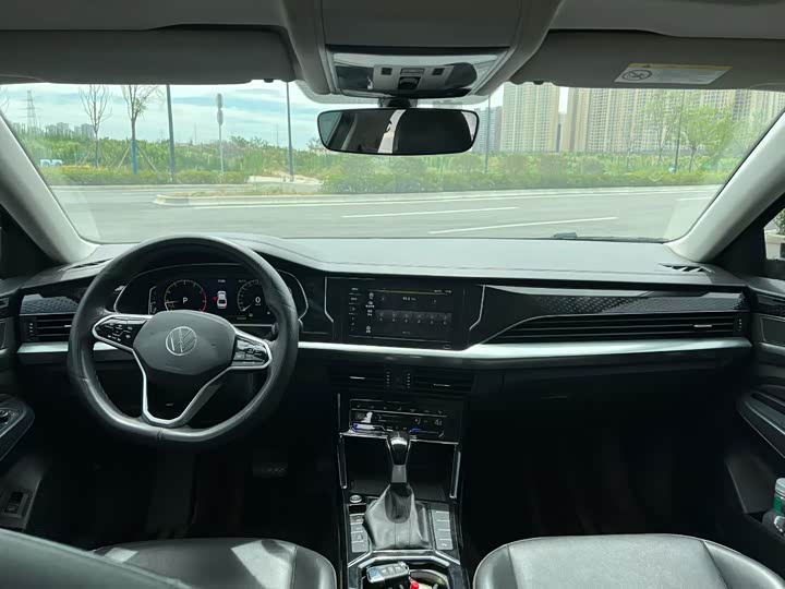 Фото 5 - Volkswagen Passat