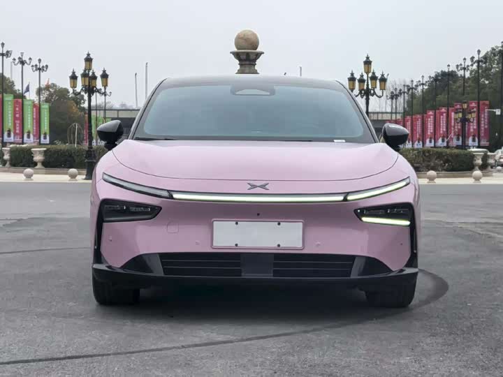 Фото 2 - XPeng F57