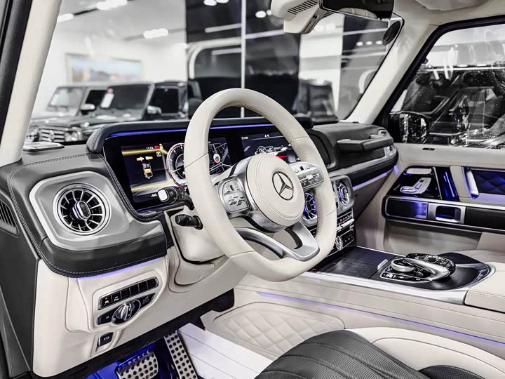 Фото 7 - Mercedes-Benz G-Class