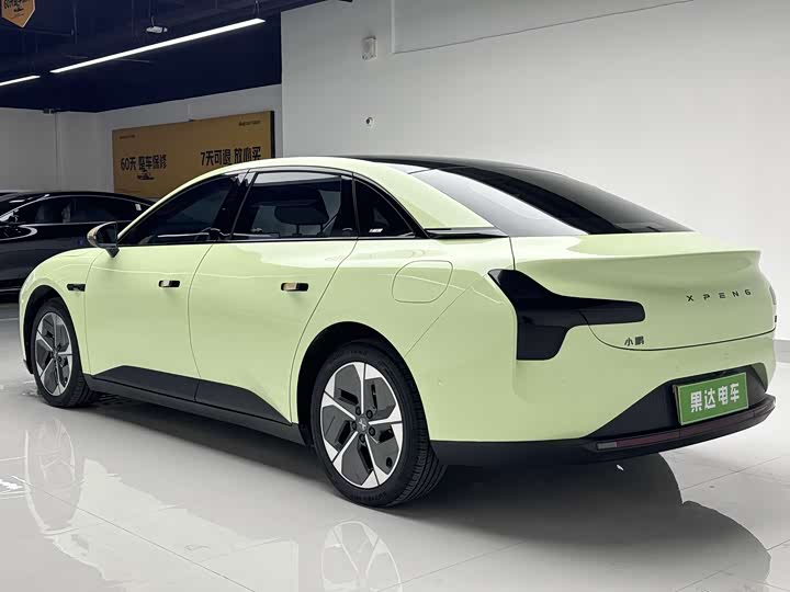 Фото 5 - XPeng Mona M03