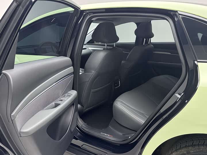 Фото 9 - XPeng Mona M03