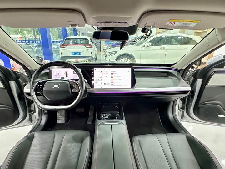 Фото 5 - XPeng P7