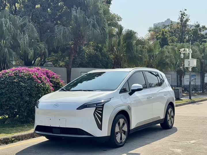 Фото 1 - GAC Aion Y