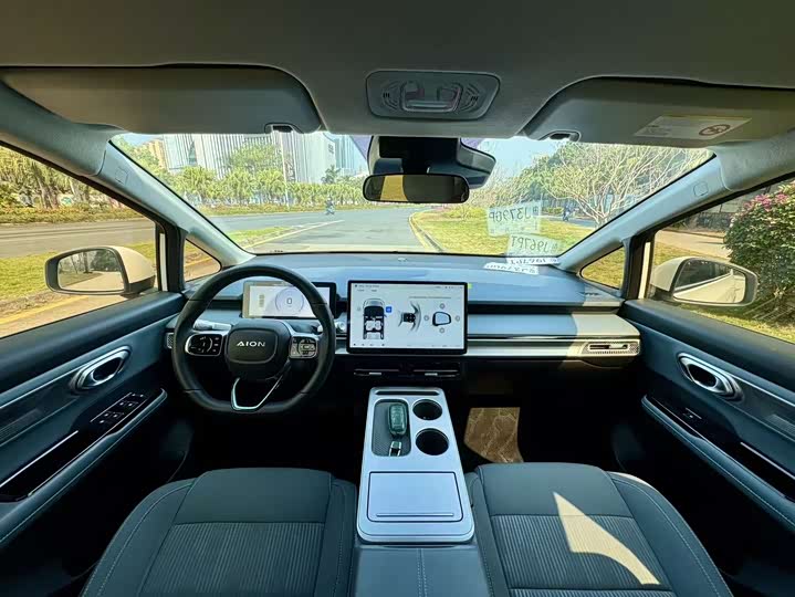 Фото 2 - GAC Aion Y