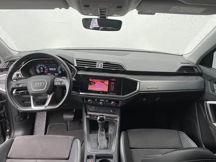 Фото 7 - Audi Q3