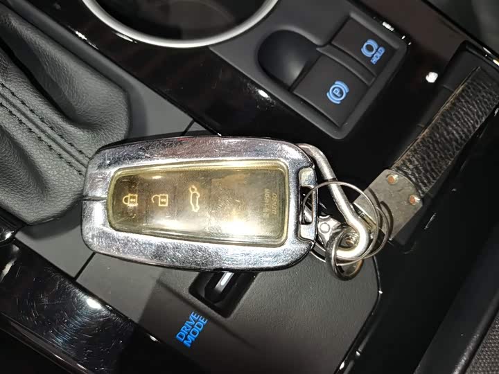 Фото 9 - Toyota Highlander