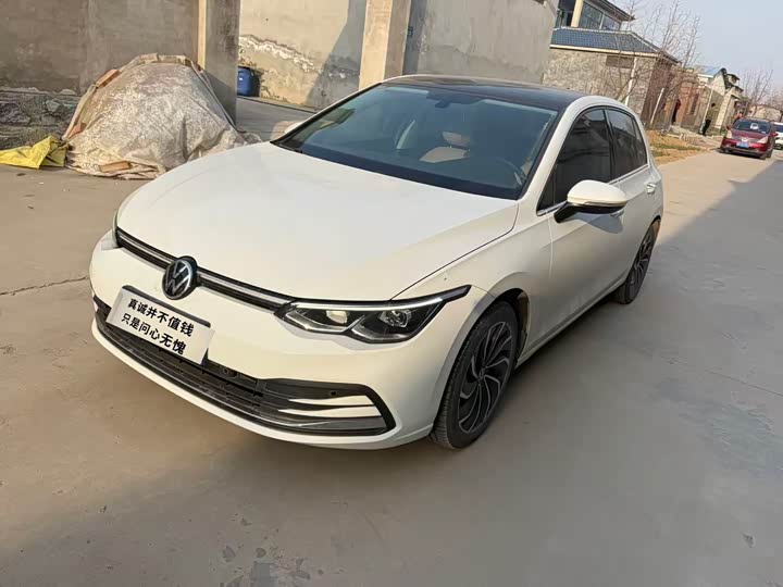 Фото 1 - Volkswagen Golf