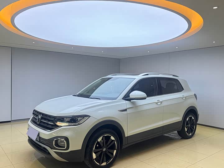 Фото 1 - Volkswagen Tacqua