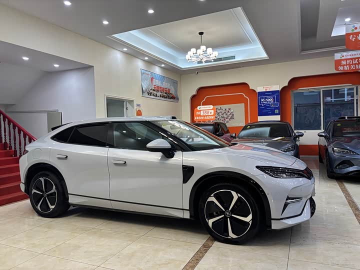 Фото 4 - BYD Song L